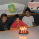 12- Le gateau d'anniversaire avec Romain et Nikita 